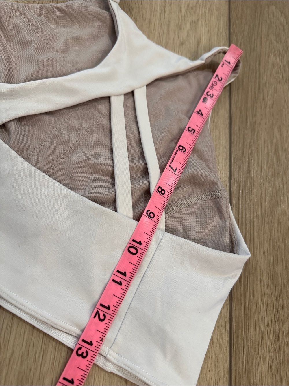 Lululemon Strong Lines Bra Medium Support Sports Bra Sz 8 White high neck run - Picture 7 of 12